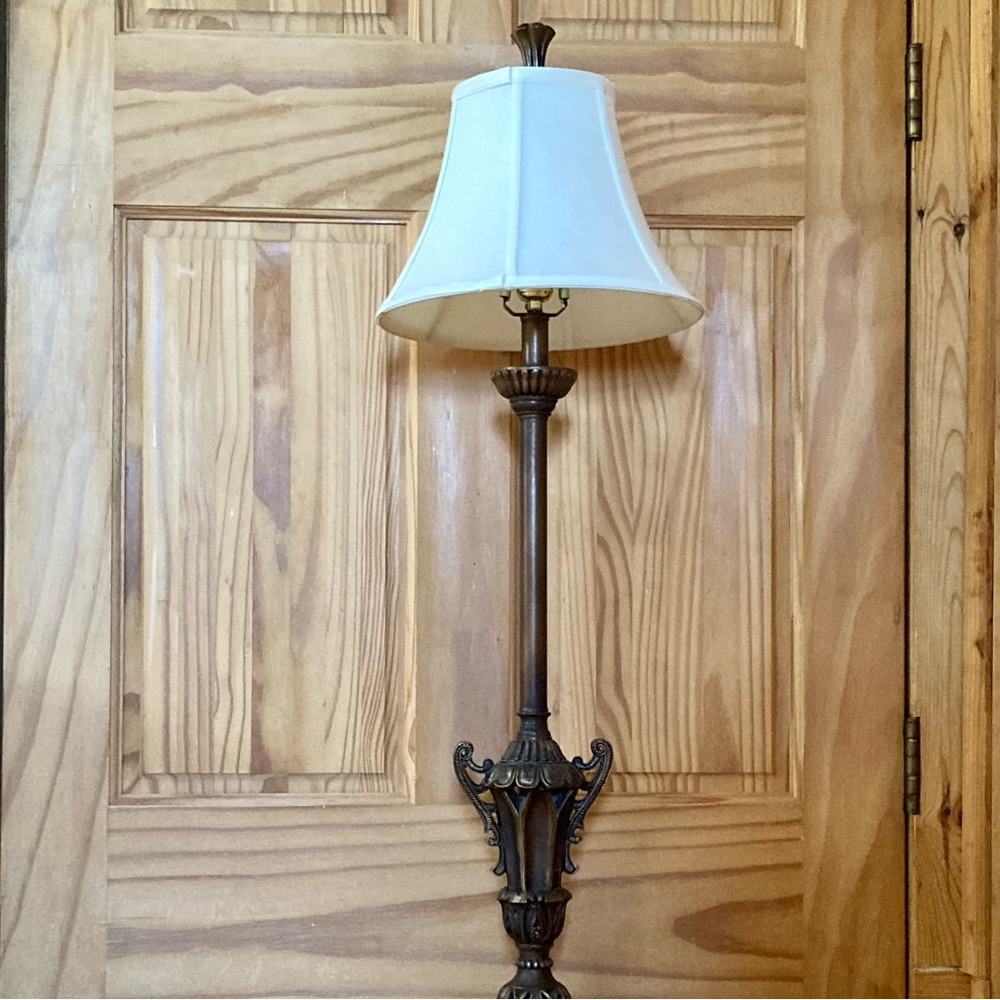 SET OF 2 MEYDA TIFFANY ARCADIA 39” BUFFET LAMPS